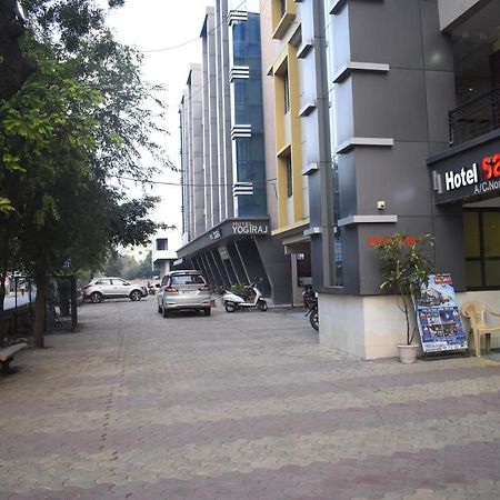 Hotel Sai Vishwa Shirdi Eksteriør billede