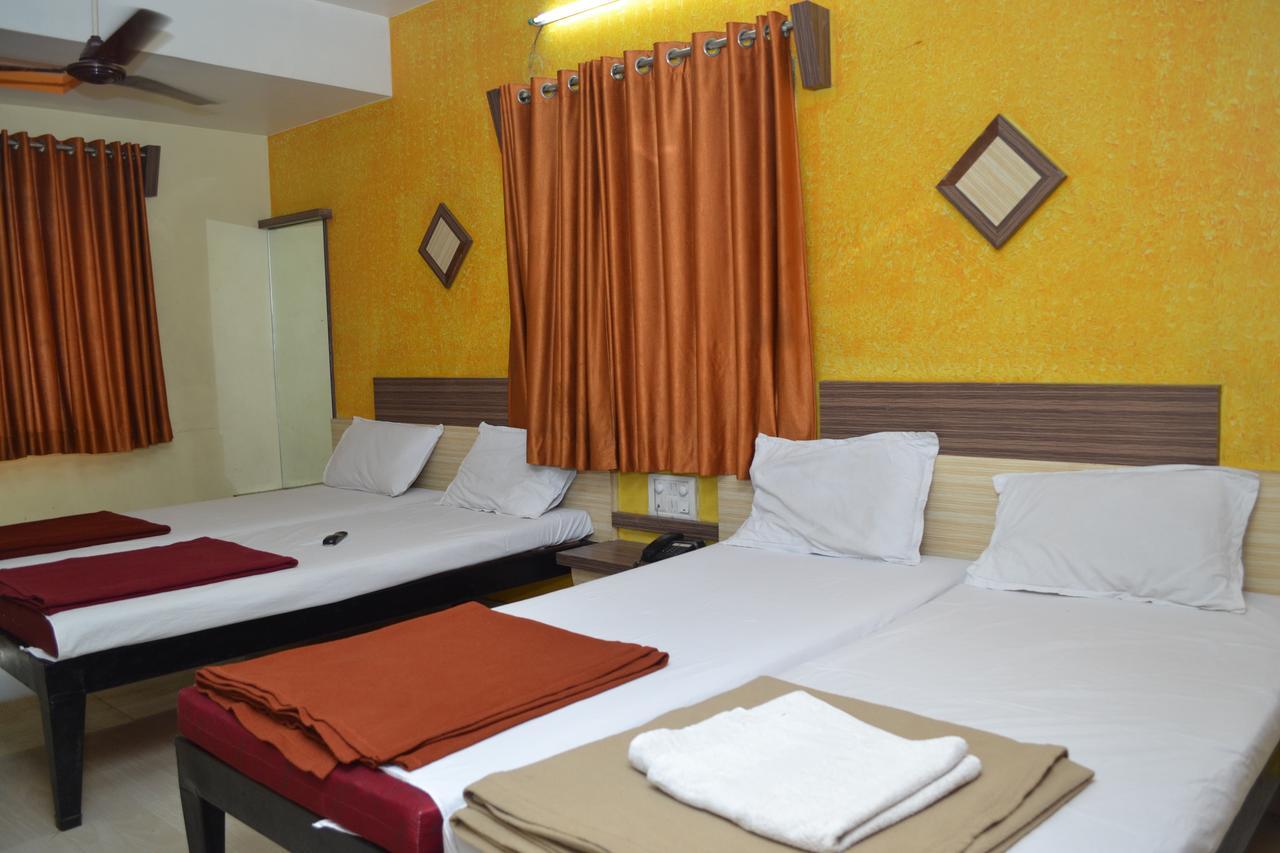 Hotel Sai Vishwa Shirdi Eksteriør billede